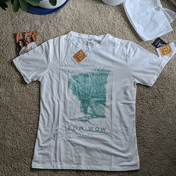 POW WOW Tribe Tan Through T-Shirt Green Logo - Picture 5 of 5